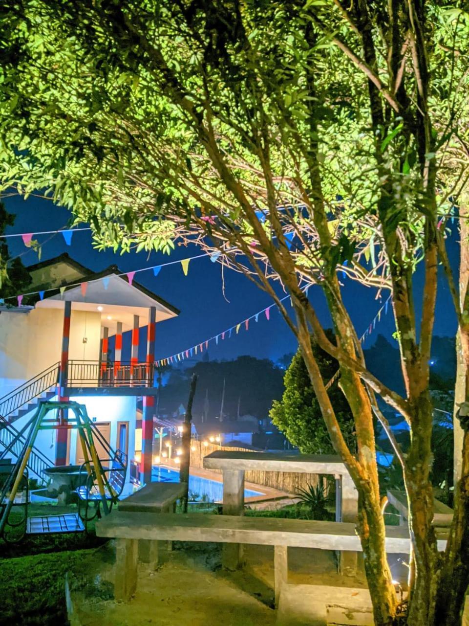 Bayak Hotel Bumdes Cipayung & Resort Ciguntur Exterior foto